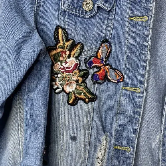 L.N.V By Lea Viola Distressed Jean Jacket with Patches Size Small - Picture 3 of 8